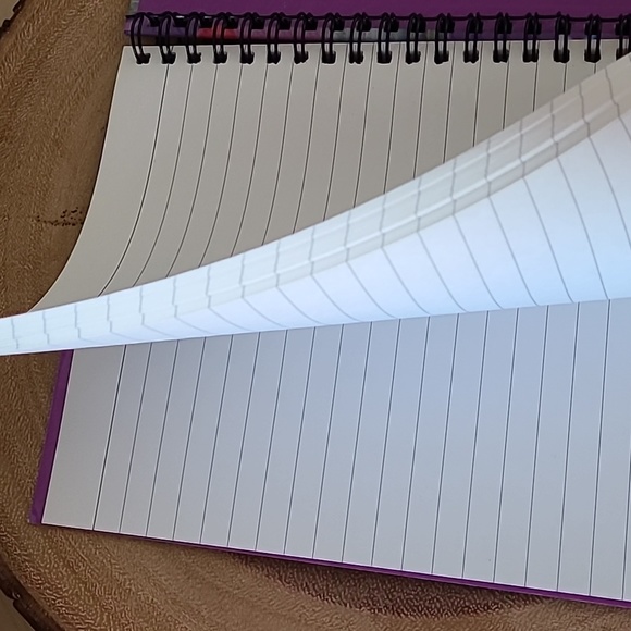 Like new Vintage funky girlz notebook - Picture 4 of 4